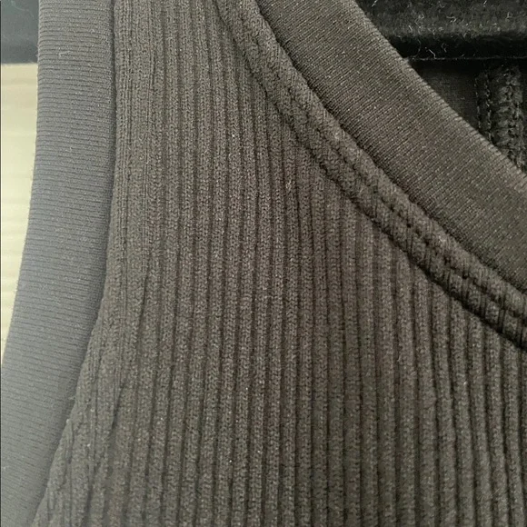 SPANX Black Ribbed Tank - Picture 3 of 8